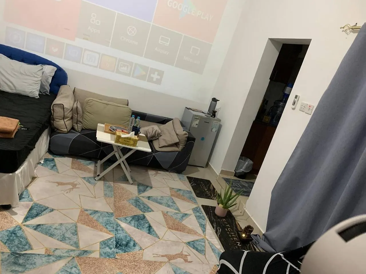 The Theatre Room Αμπού Ντάμπι Δωμάτια σε οικογενειακή κατοικία
